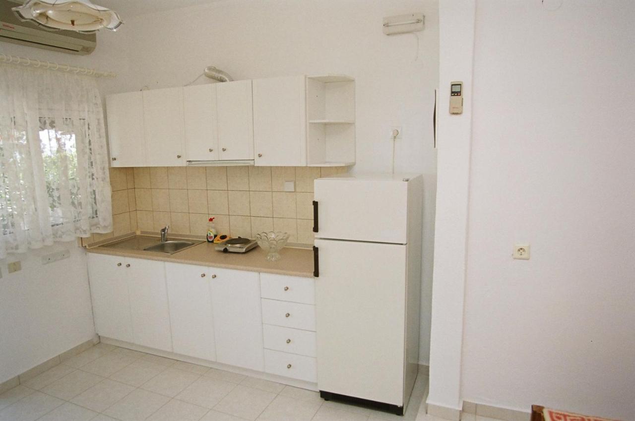 Nikos Rooms Kallithea Kallithea  Exterior photo
